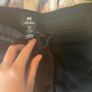 h&m black shorts